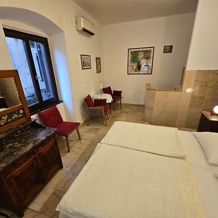 ספליט Center Room D16 In The Ancient Roman Palace מראה חיצוני תמונה